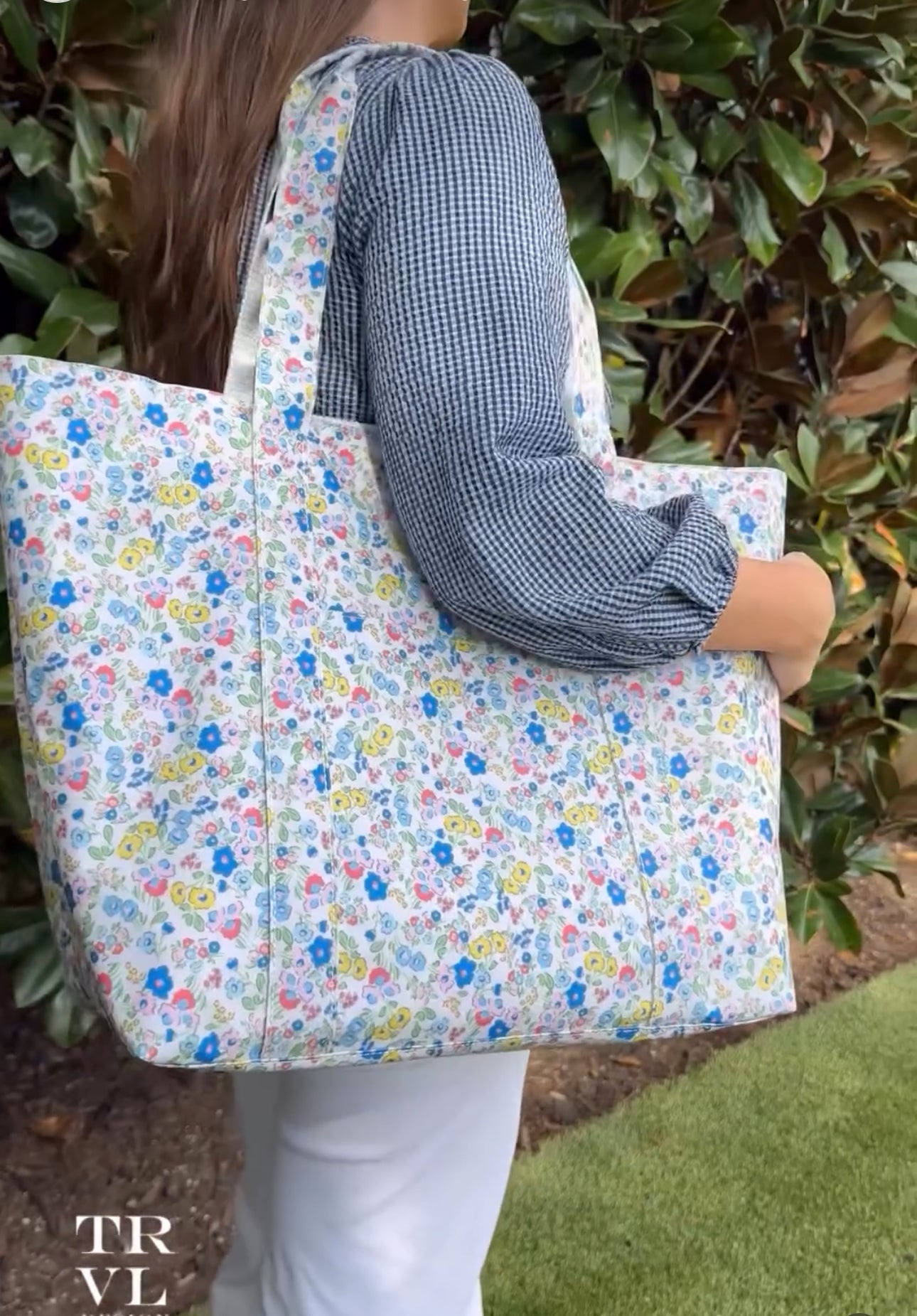 TRVL Jumbo X-Large Tote - Bogey and Byrd