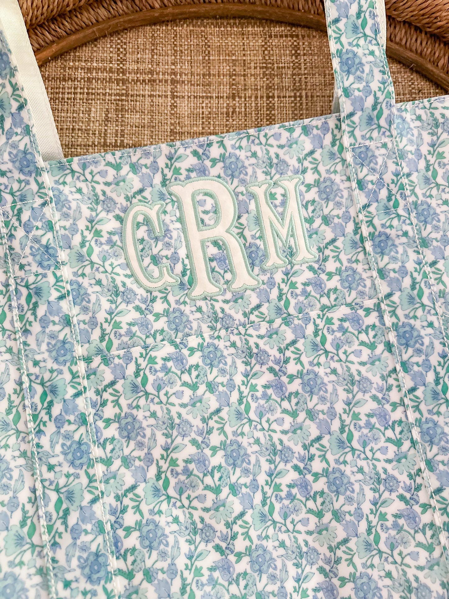 TRVL Jumbo X-Large Tote