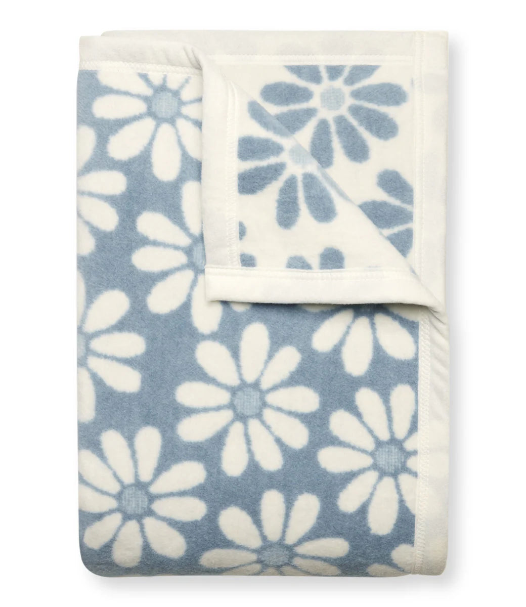 Fresh as a Daisy Midi Blanket