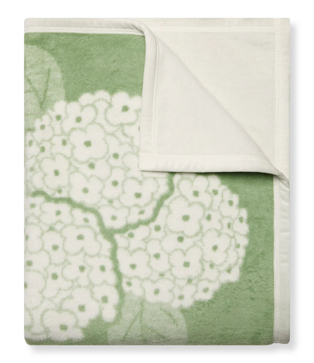 Hydrangeas Blanket