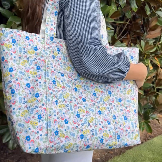 TRVL Jumbo X-Large Tote - Bogey and Byrd