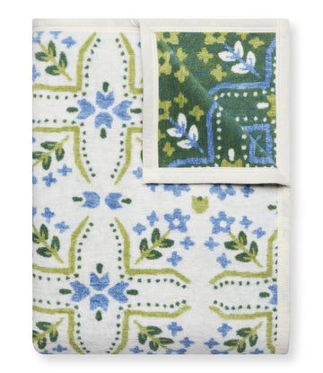 Farmhouse Flowers Blanket