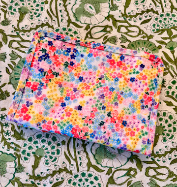 TRVL Discontinued Pattern: Meadows Floral