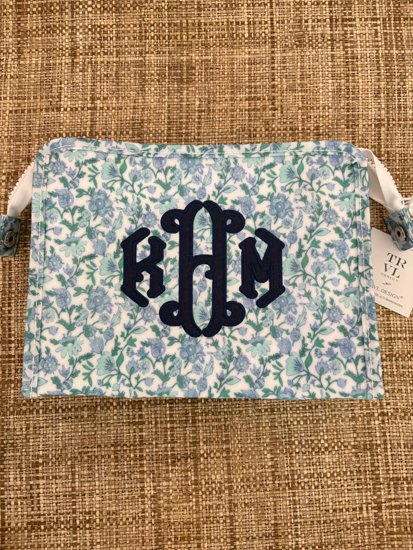 kHm - applique Medium Hamptons Floral Roadie