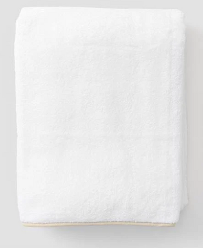 Weezie Signature Bath Towel - Bogey and Byrd