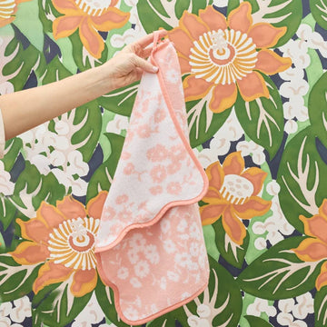 Patterned Scallop Hand Towels (pair)