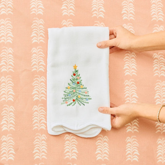 Holiday Tree Scallop Powder Bath Towels